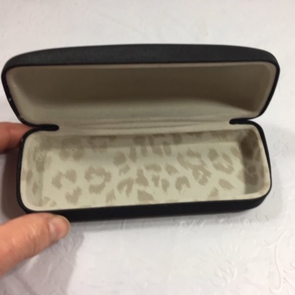 Karen Kane Designer 👓Eyeglasses👓 Hard Case Black - Picture 4 of 7